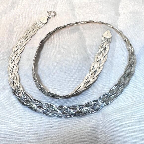 VTG Sterling Silver 925 Braided Herringbone Chain 17.5" Spring Ring Clasp - Picture 2 of 6